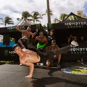 Meet your Posher, Douglas